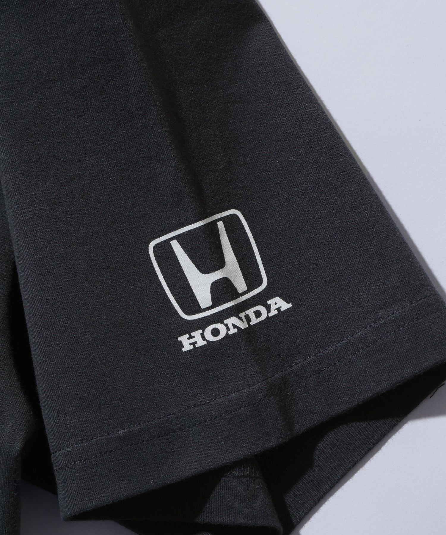 XLARGE×Honda SHOWOFF T-Shirt ホワイト/ブラック – Honda-Fun-Shop