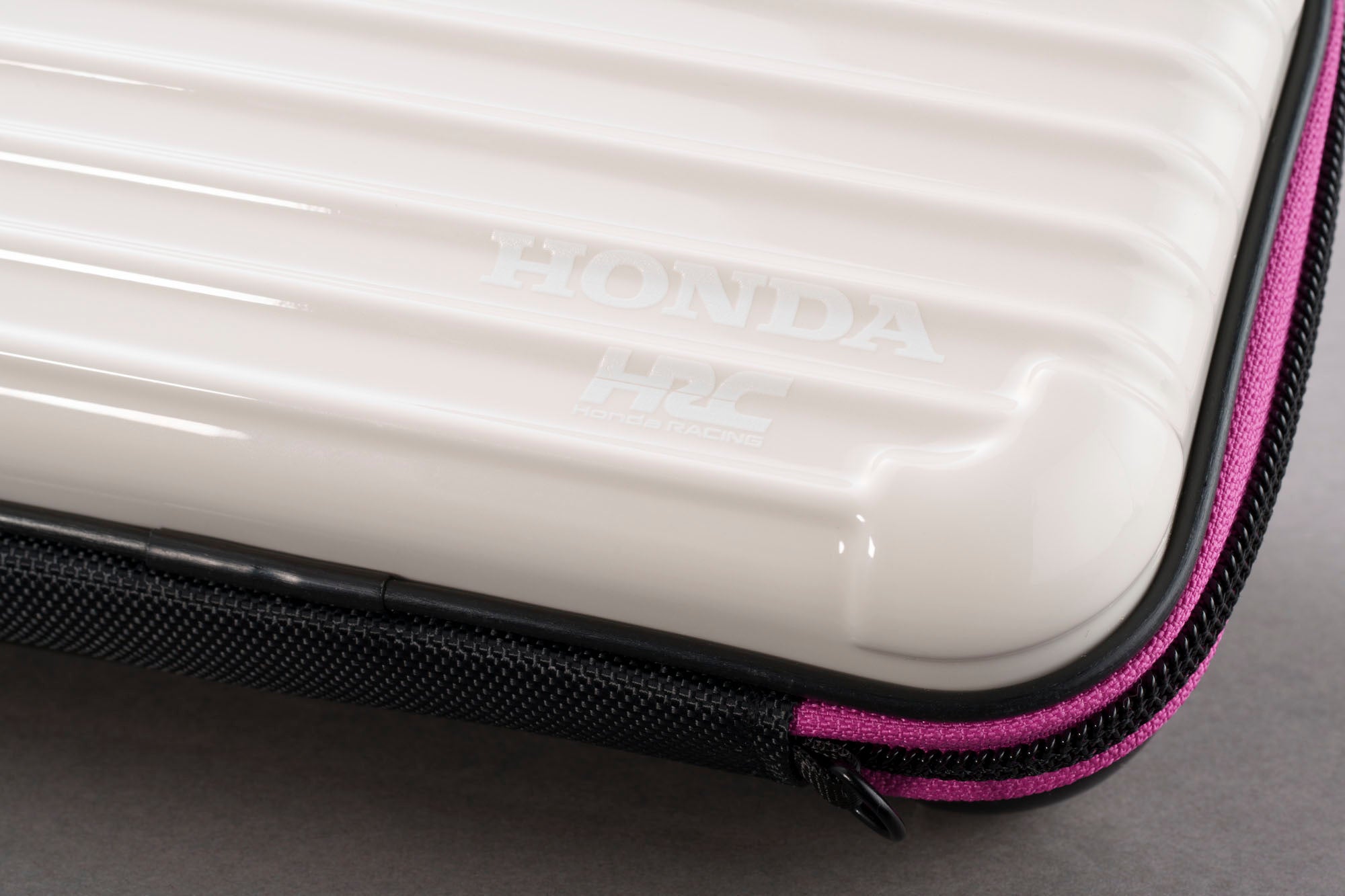 YAMADATATSU x eMS HardBag